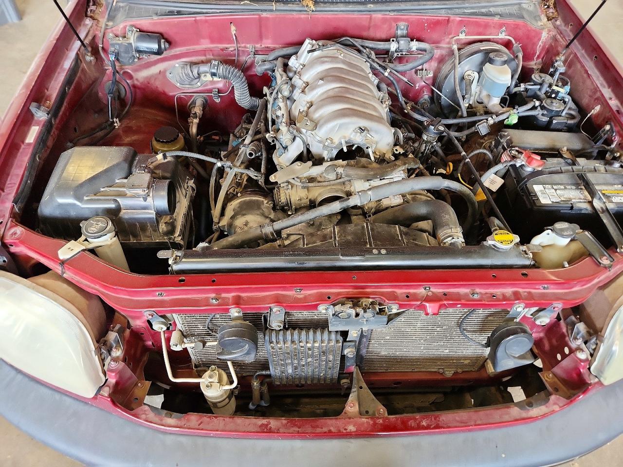 2001 Toyota Tundra Sr5 Red vin: 5TBBT441X1S155592