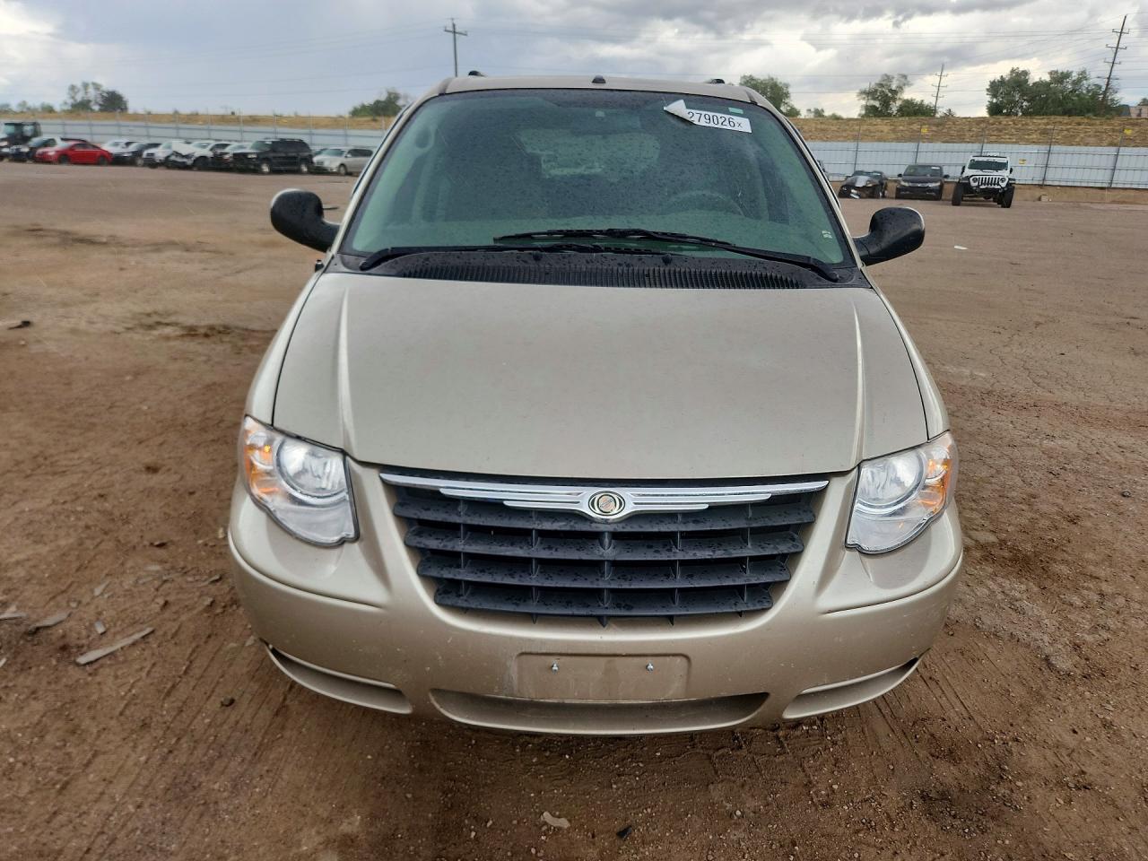 2007 Chrysler Town & Country Touring Gold vin: 2A4GP54L57R207134