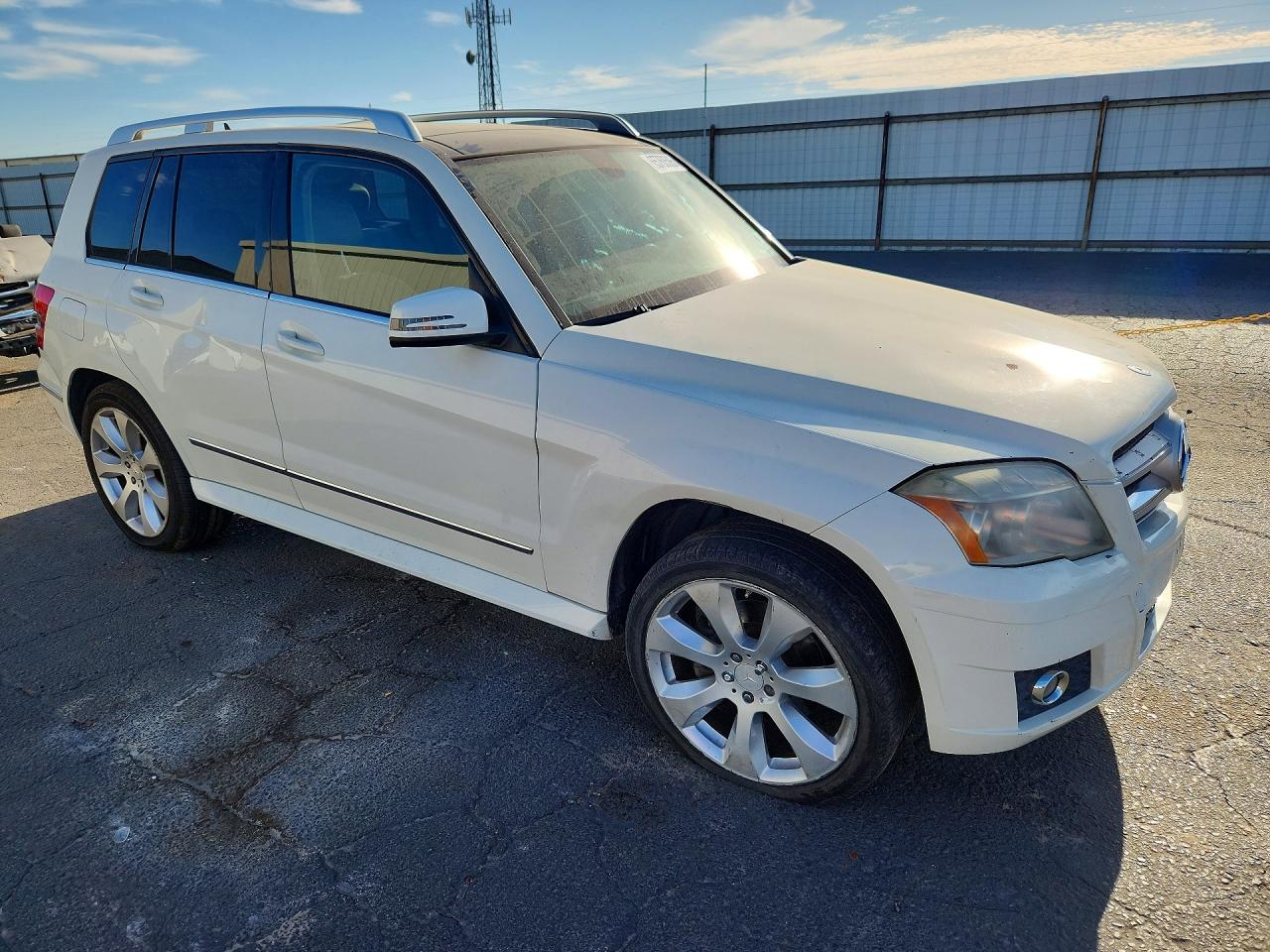 2010 Mercedes-benz Glk 350 White vin: WDCGG5GB6AF508657