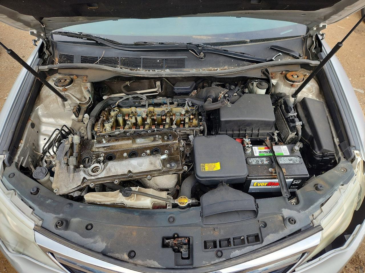 2012 Toyota Camry Le Silver vin: 4T4BF1FK4CR246926