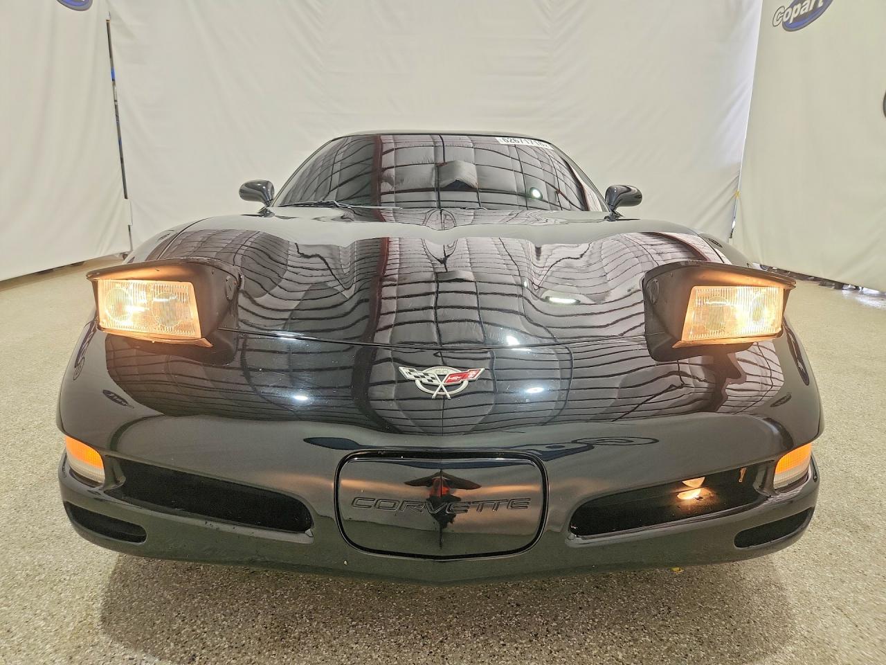 2003 Chevrolet Corvette Black vin: 1G1YY22G335101938