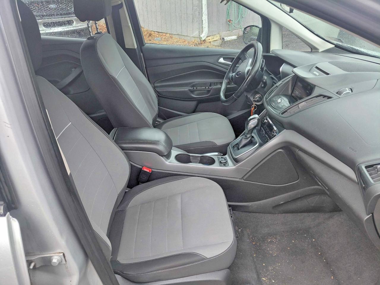 2014 Ford C-max Se Серебряный vin: 1FADP5AU1EL509263