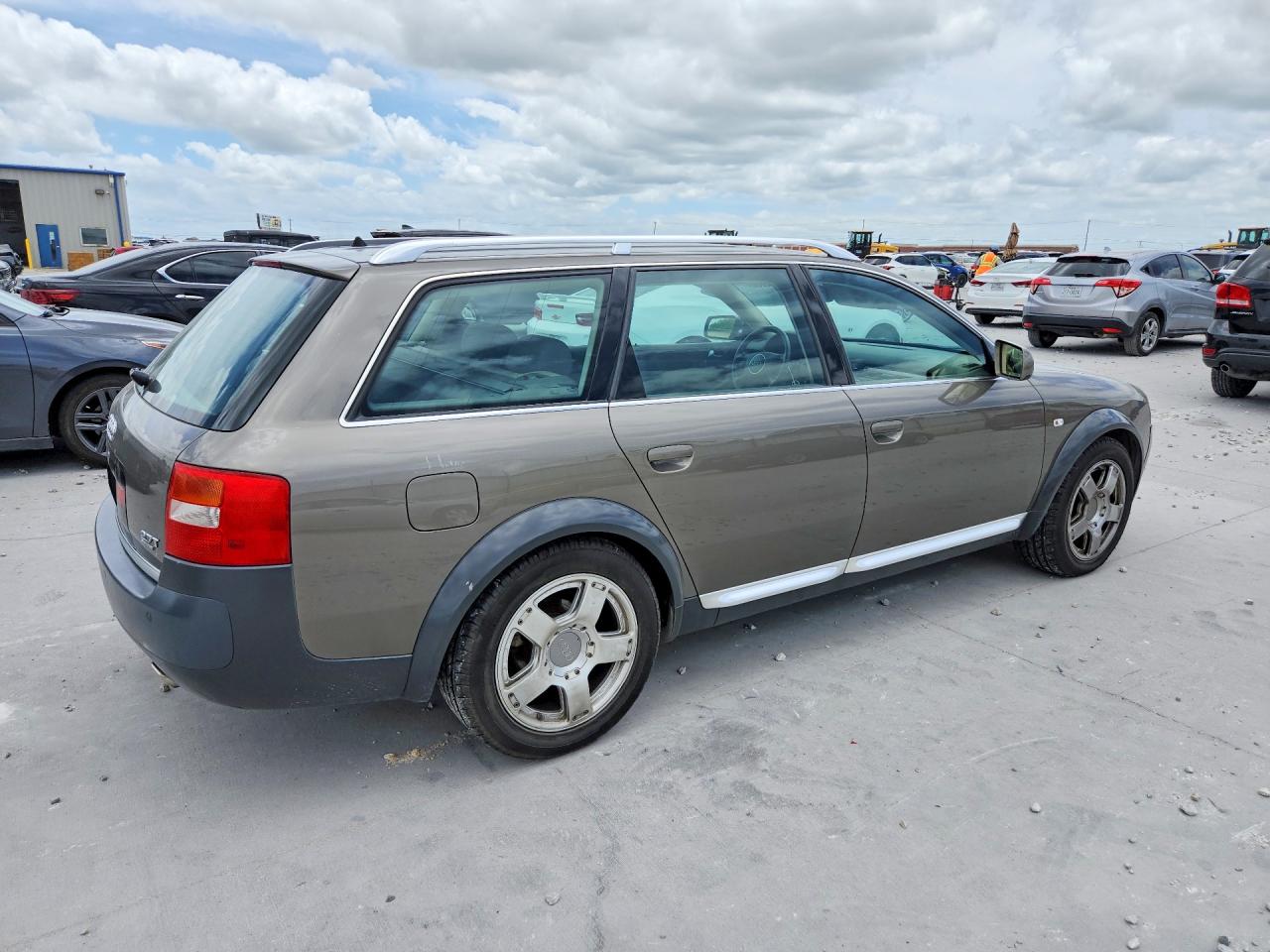 2002 Audi Allroad Серый vin: WA1YD64B92N102306