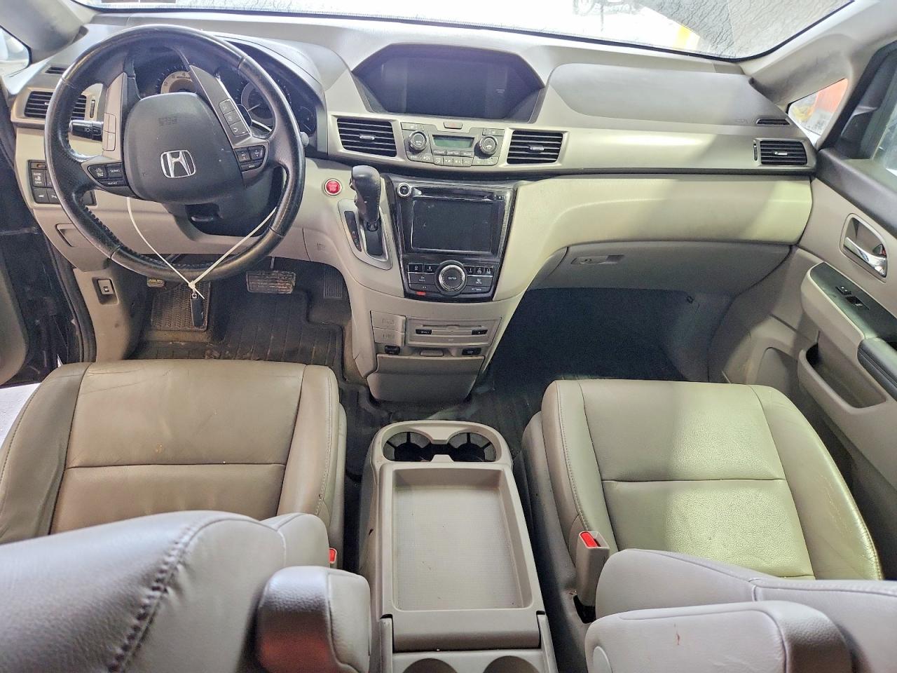2015 Honda Odyssey Touring Black vin: 5FNRL5H96FB032492