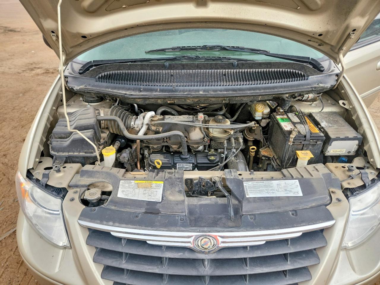 2007 Chrysler Town & Country Touring Gold vin: 2A4GP54L57R207134