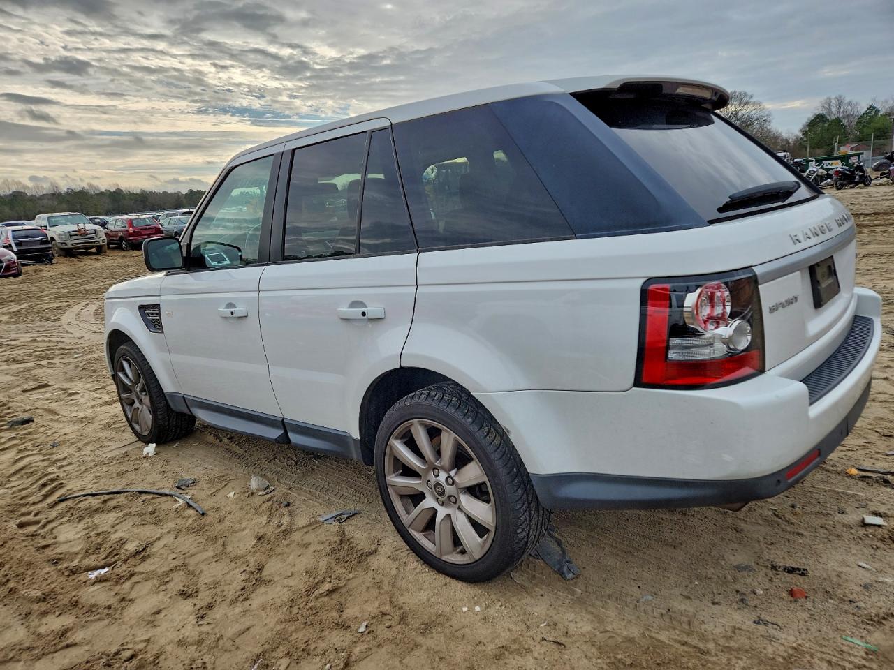 2013 Land Rover Range Rover Sport Hse Luxury White vin: SALSK2D45DA775267