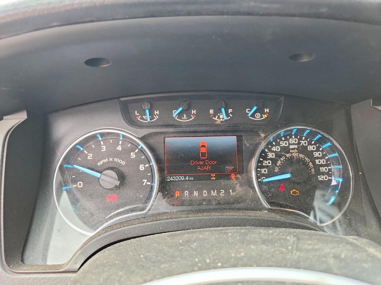 2012 Ford F150 Super Cab Two Tone vin: 1FTFX1ET4CFA68009