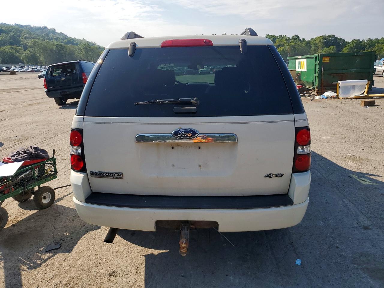2008 Ford Explorer Xlt White vin: 1FMEU73E78UA65552