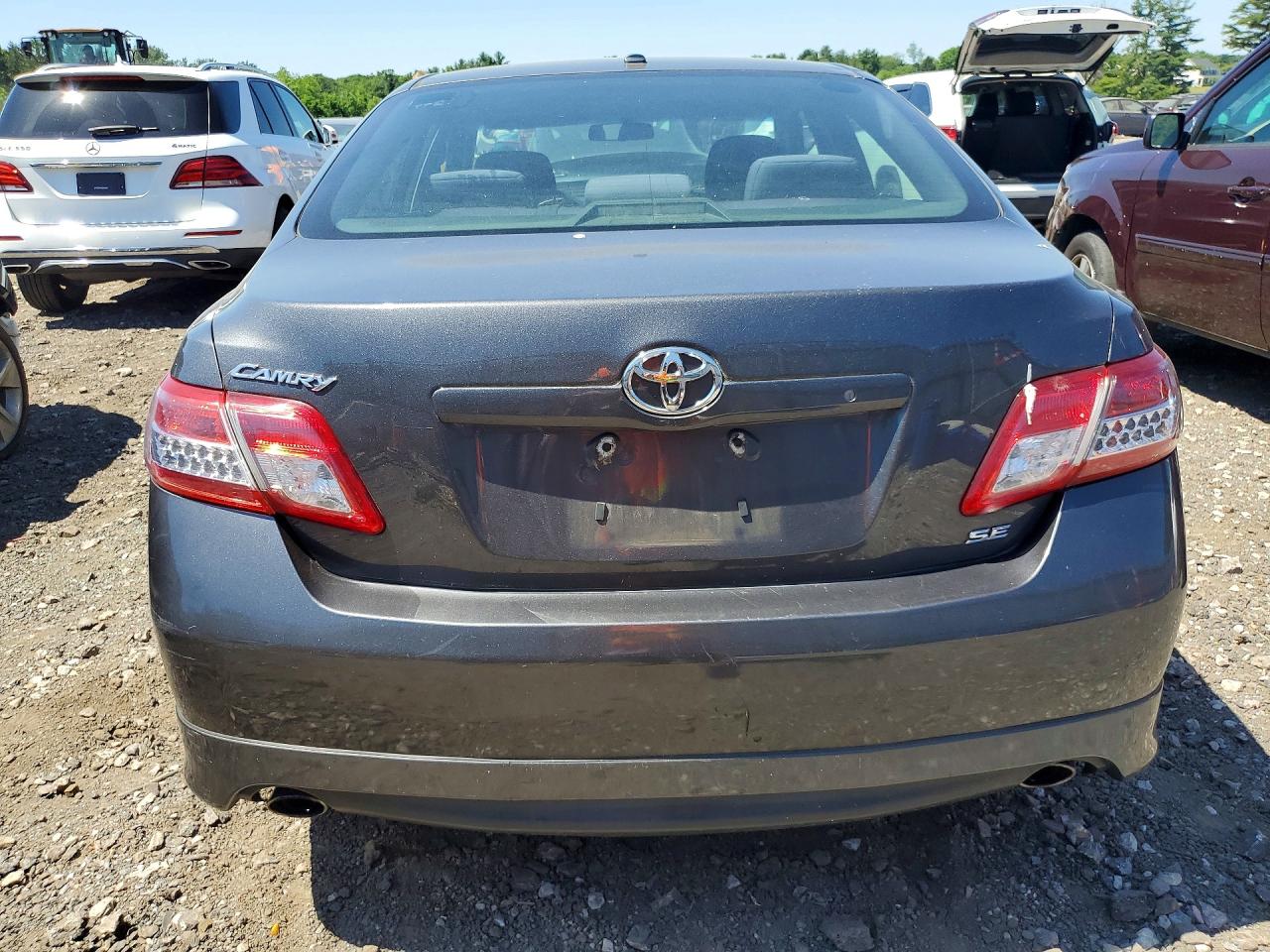 2011 Toyota Camry Se Серый vin: 4T1BF3EK9BU614071