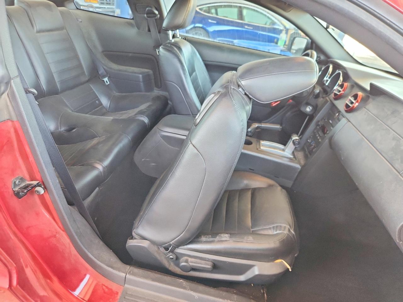 2005 Ford Mustang Gt Red vin: 1ZVFT82H255156700