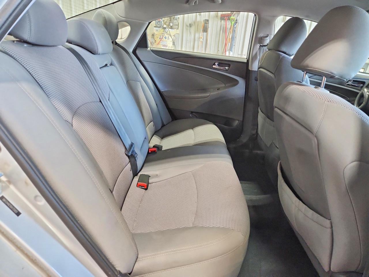 2013 Hyundai Sonata Gls Gray vin: 5NPEB4AC1DH751651
