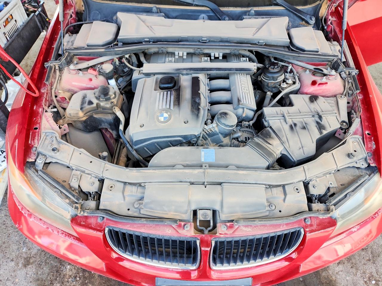 2008 Bmw 328 I Red vin: WBAVA37598NL56559