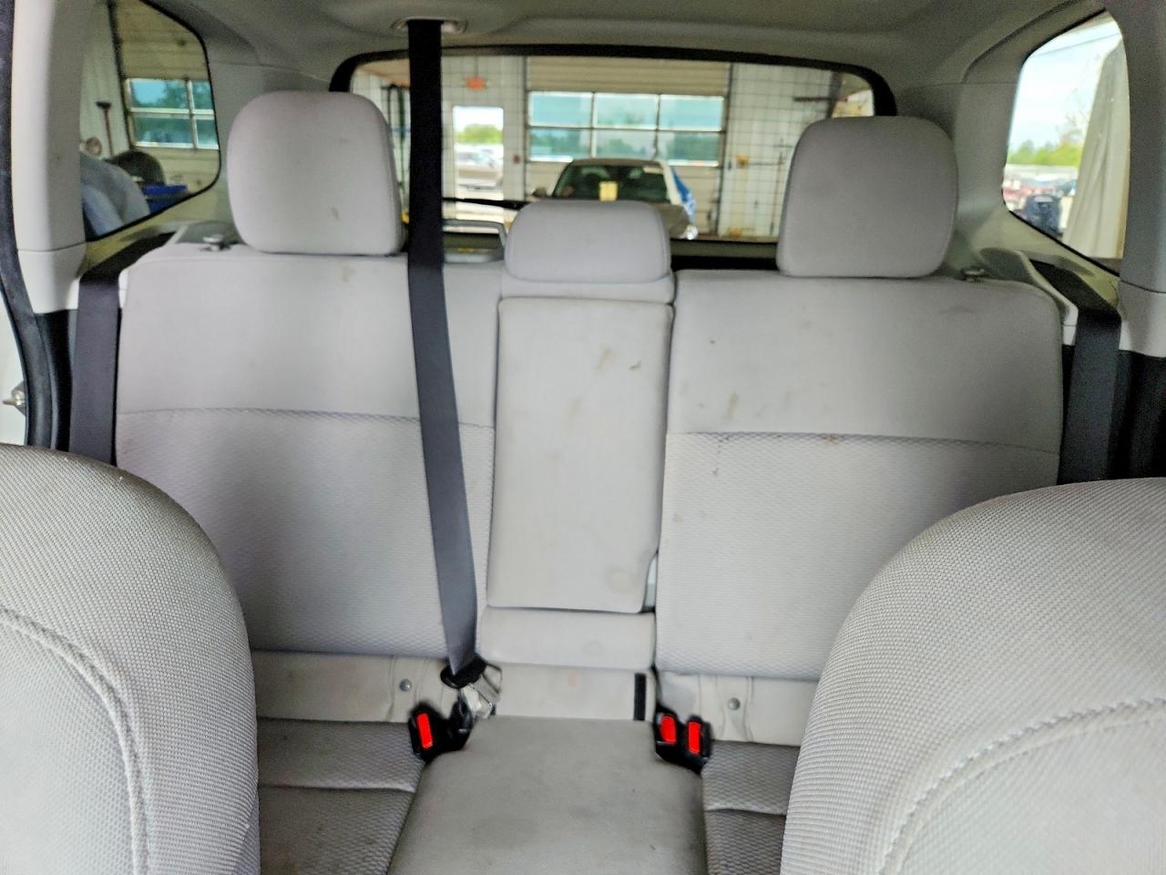 2014 Subaru Forester 2.5i Premium White vin: JF2SJAEC4EH534918