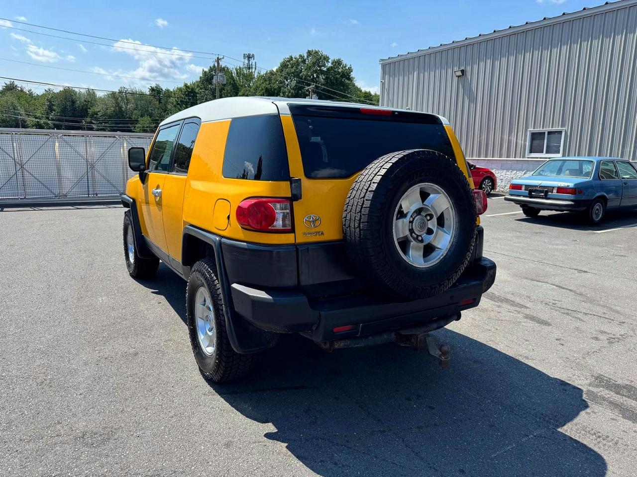 2008 Toyota Fj Cruiser Base Yellow vin: JTEBU11F08K007516