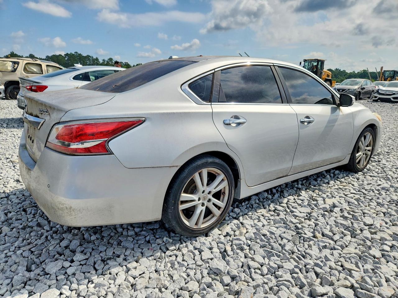 2015 Nissan Altima 3.5 Sl Silver vin: 1N4BL3AP9FC466245