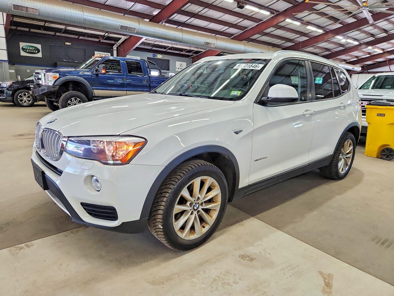 2015 Bmw X3 White vin: 5UXWY3C57F0E95559