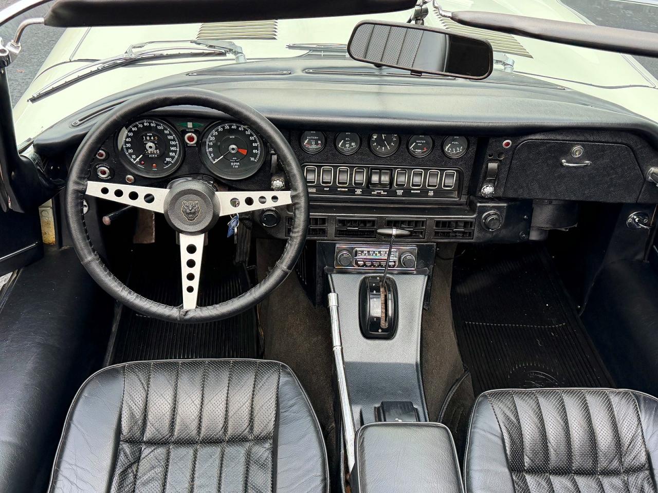 1971 Jaguar E - Type White vin: 1S71298BW