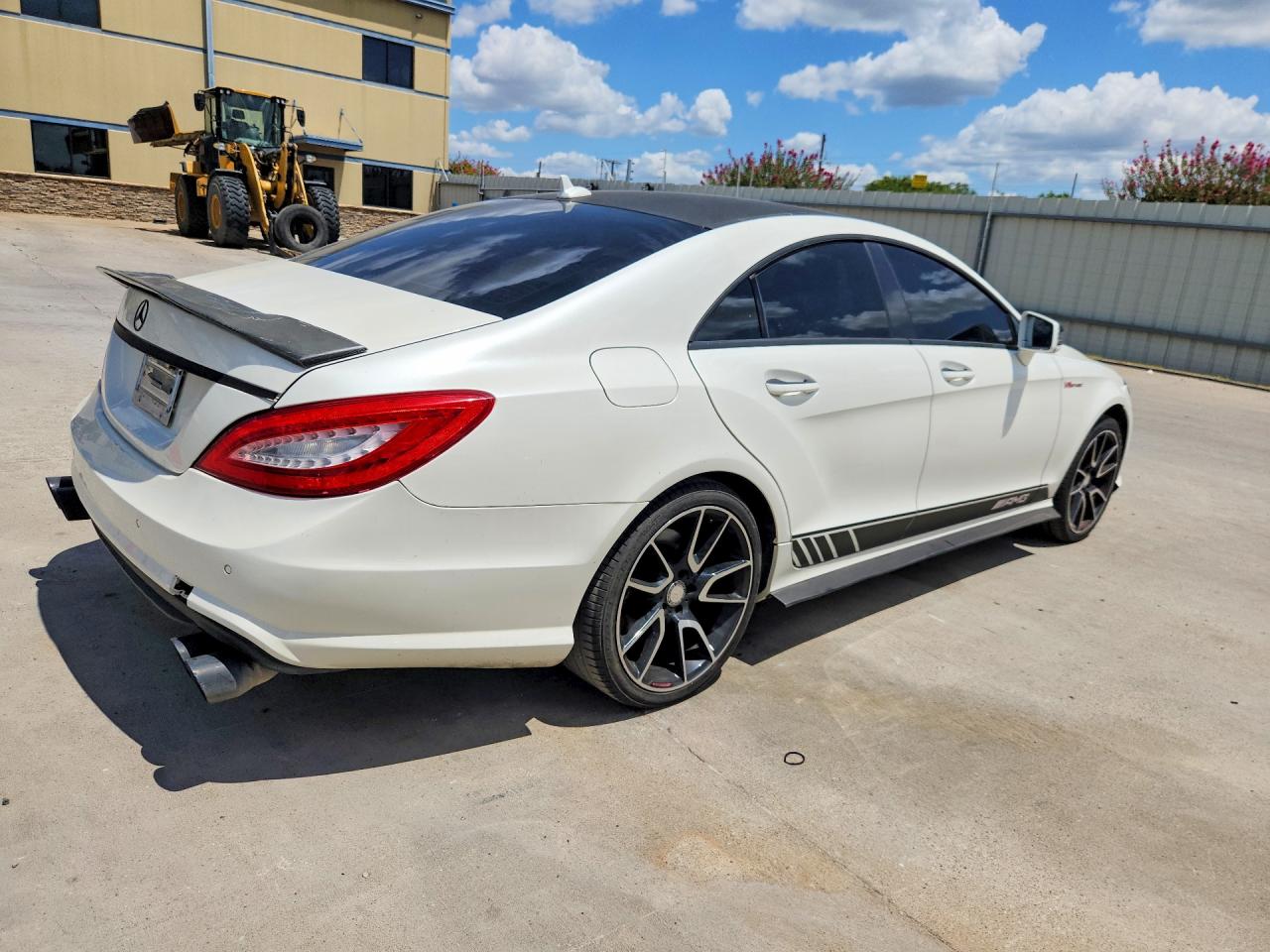 2014 Mercedes-benz Cls 550 White vin: WDDLJ7DB7EA109965