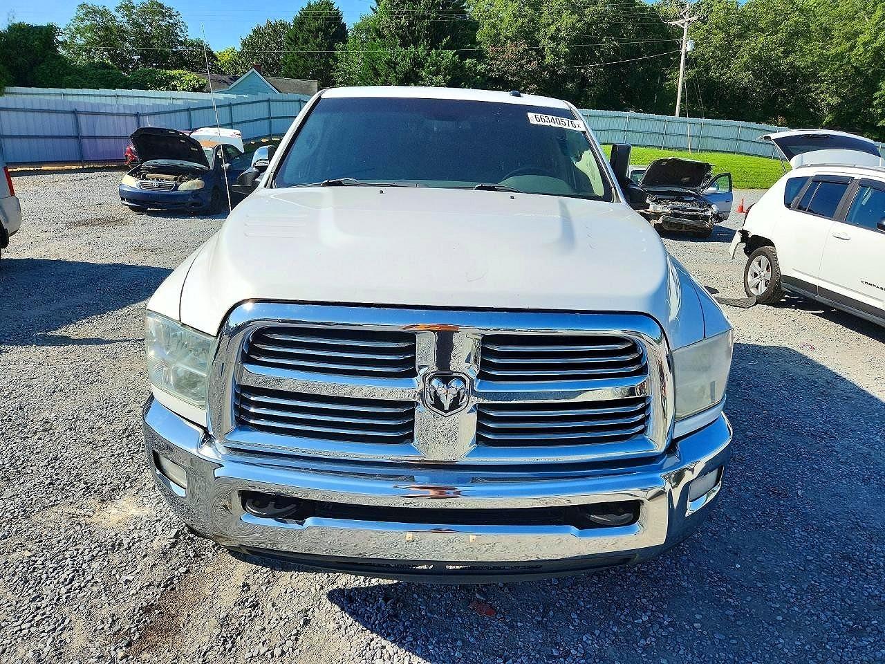 2014 Ram 2500 Slt Белый vin: 3C6TR5JT9EG179108