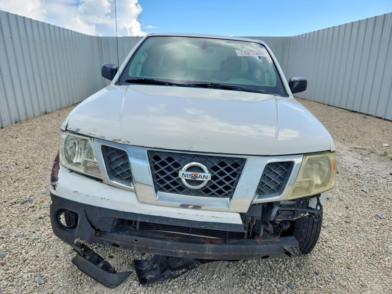 2015 Nissan Frontier S White vin: 1N6BD0CT8FN735479