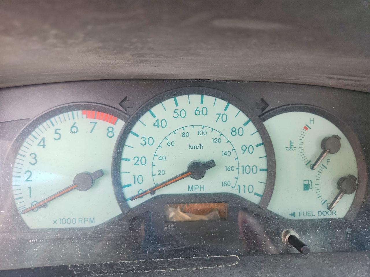 2004 Toyota Corolla Le Silver vin: 2T1BR38EX4C174380