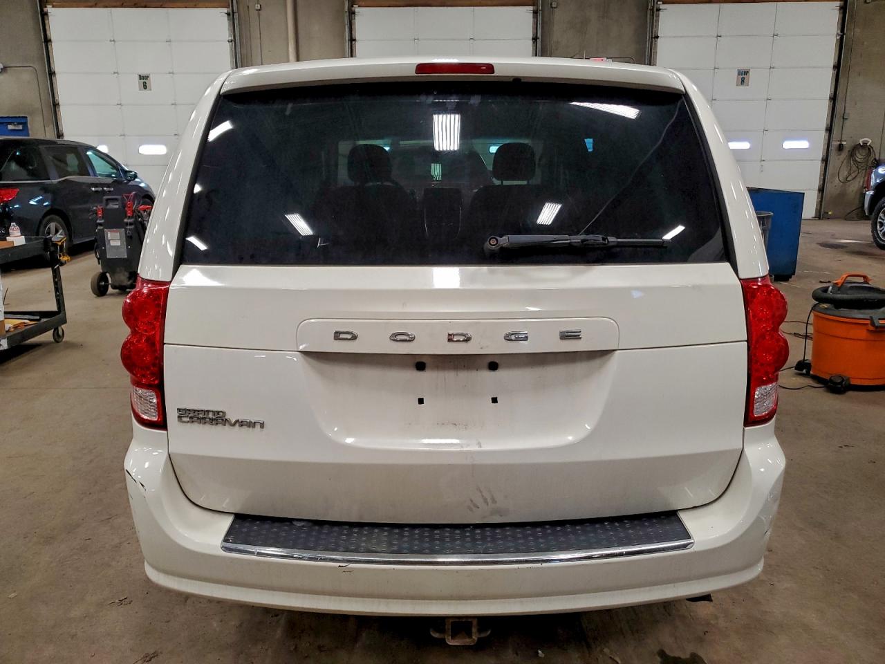 2013 Dodge Grand Caravan Se Белый vin: 2C4RDGBG4DR568195
