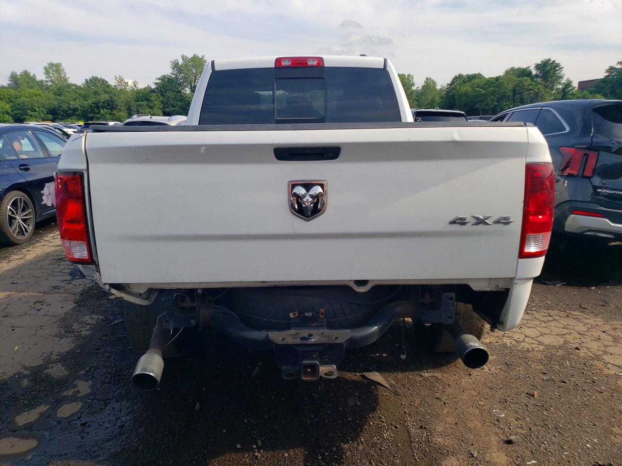 2011 Dodge Ram 1500 White vin: 1D7RV1GT9BS707710
