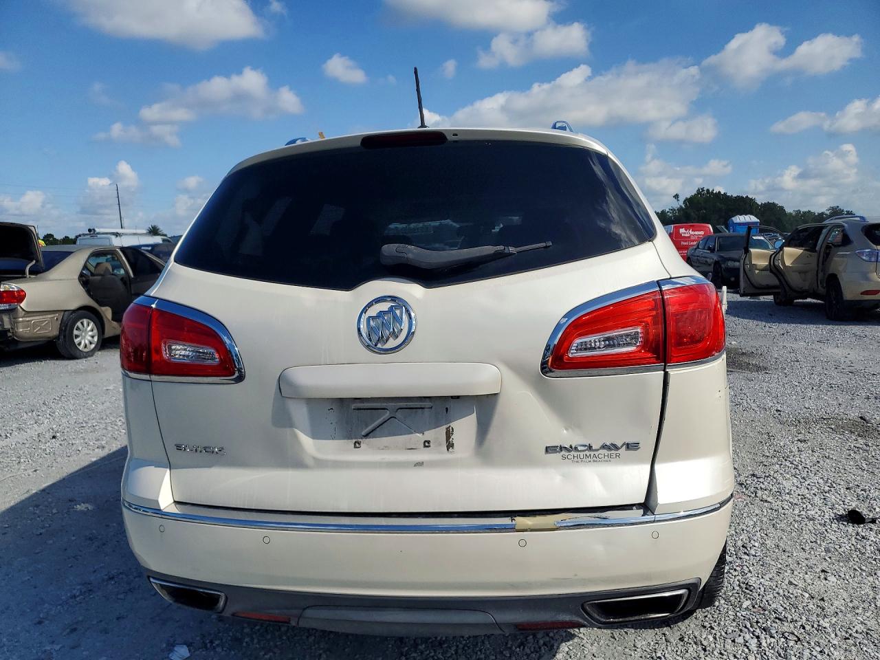 2014 Buick Enclave White vin: 5GAKRBKDXEJ327096