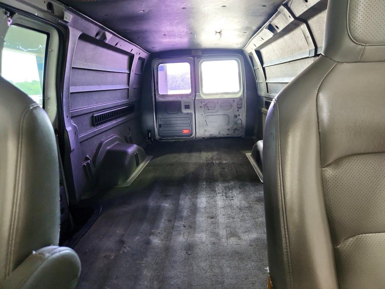 2010 Ford Econoline E150 Van White vin: 1FTNS1EW9ADA23645