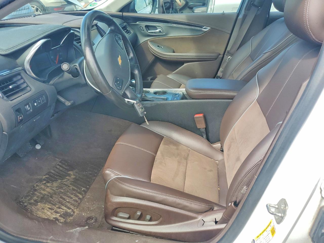 2014 Chevrolet Impala Lt White vin: 1G1115SL2EU144034