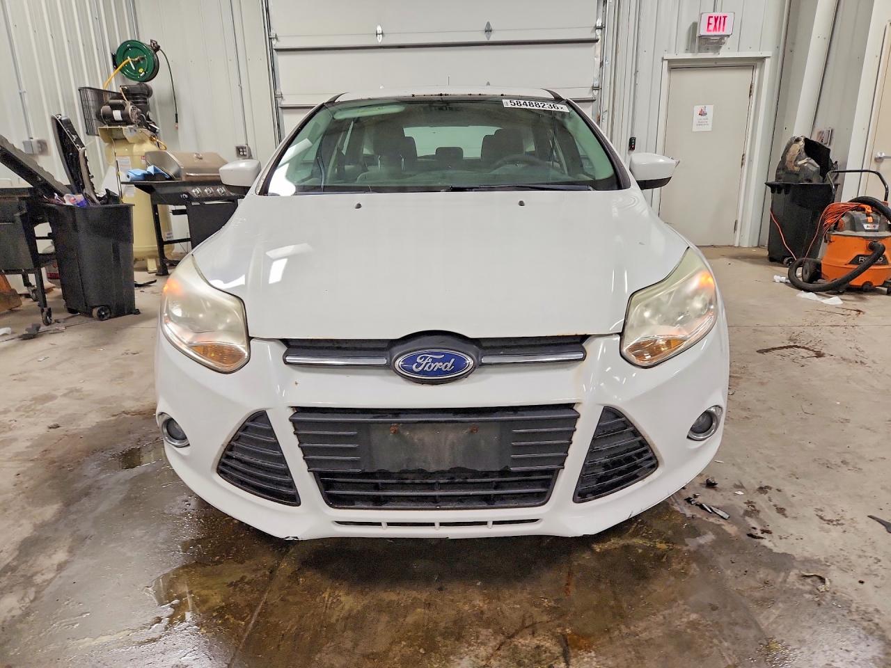 2012 Ford Focus Se Белый vin: 1FAHP3K24CL258660