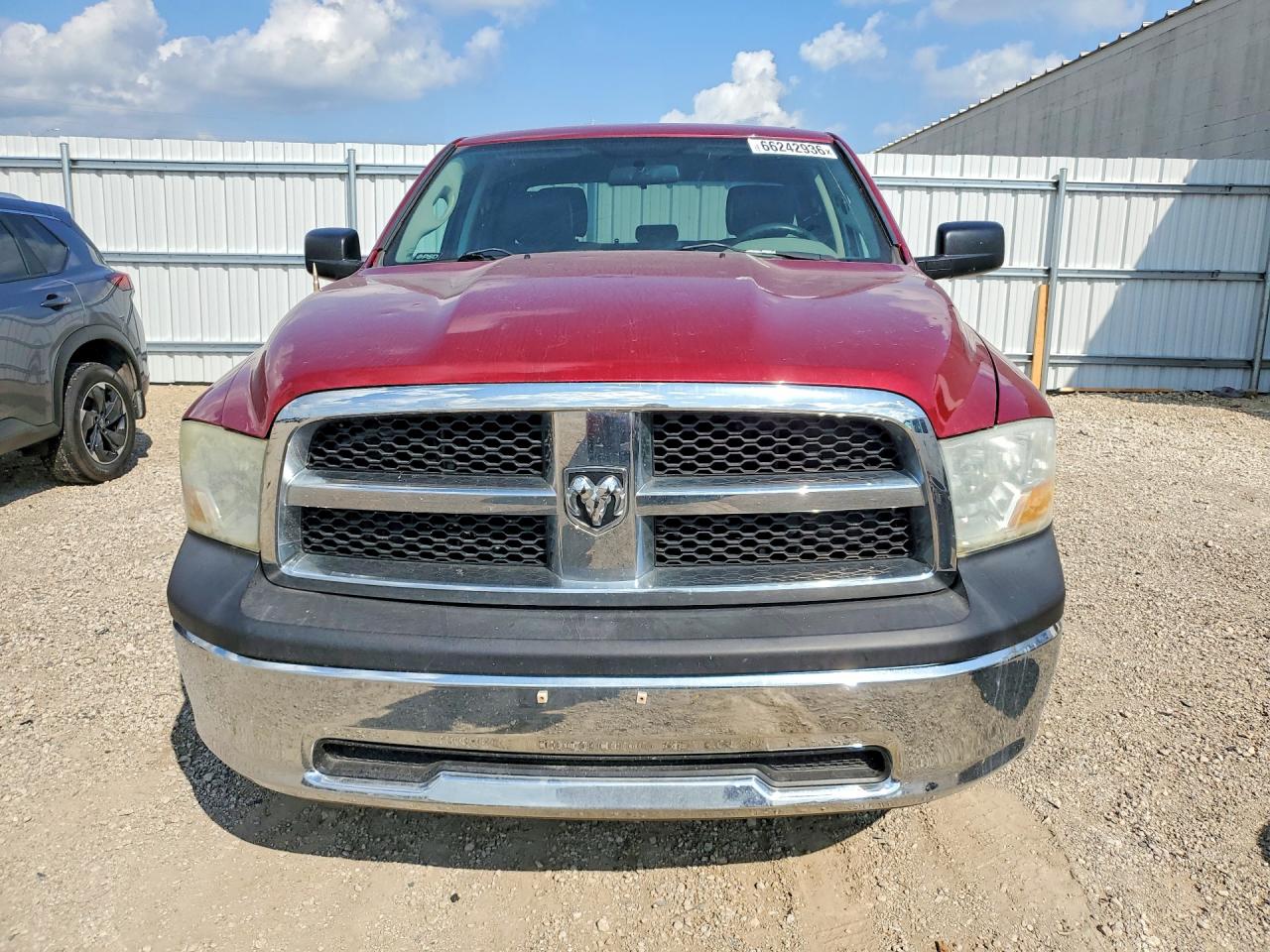 2011 Dodge Ram 1500 Red vin: 1D7RV1GP2BS617835