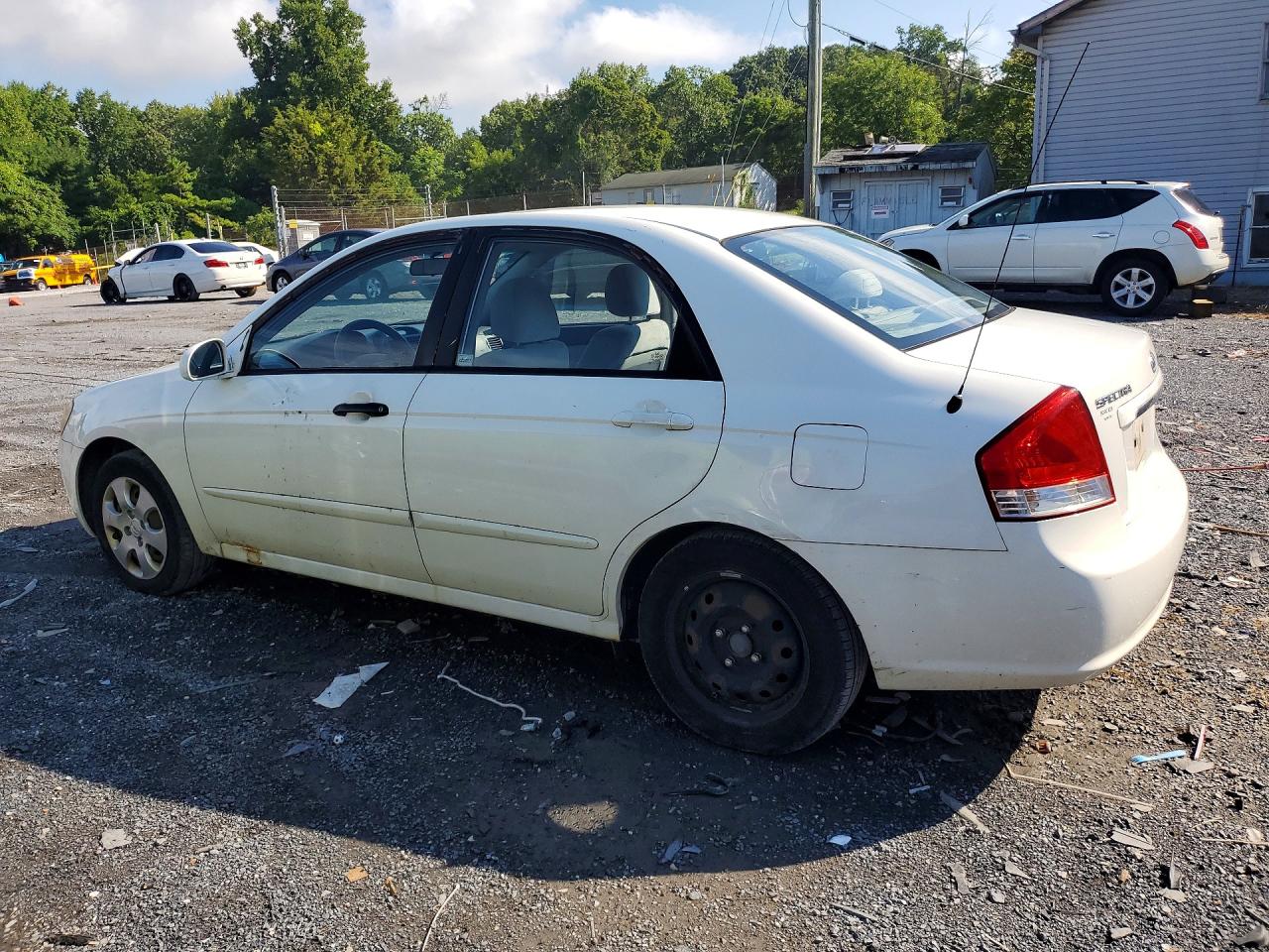 2007 Kia Spectra Lx White vin: KNAFE121275451335