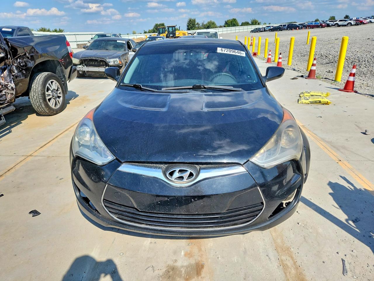 2013 Hyundai Veloster Base Черный vin: KMHTC6AD9DU146299