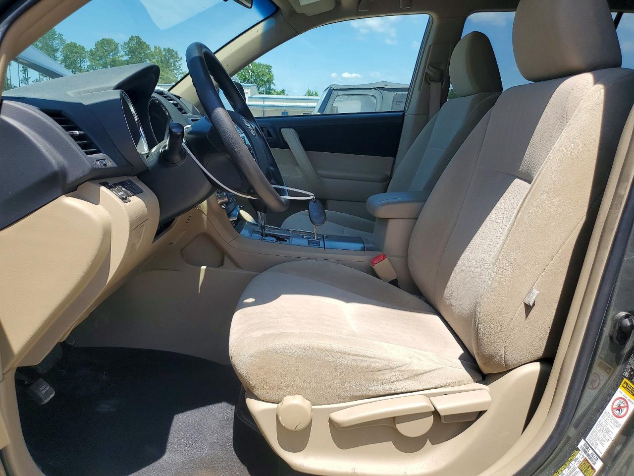 2013 Toyota Highlander Base Green vin: 5TDBK3EH0DS198536