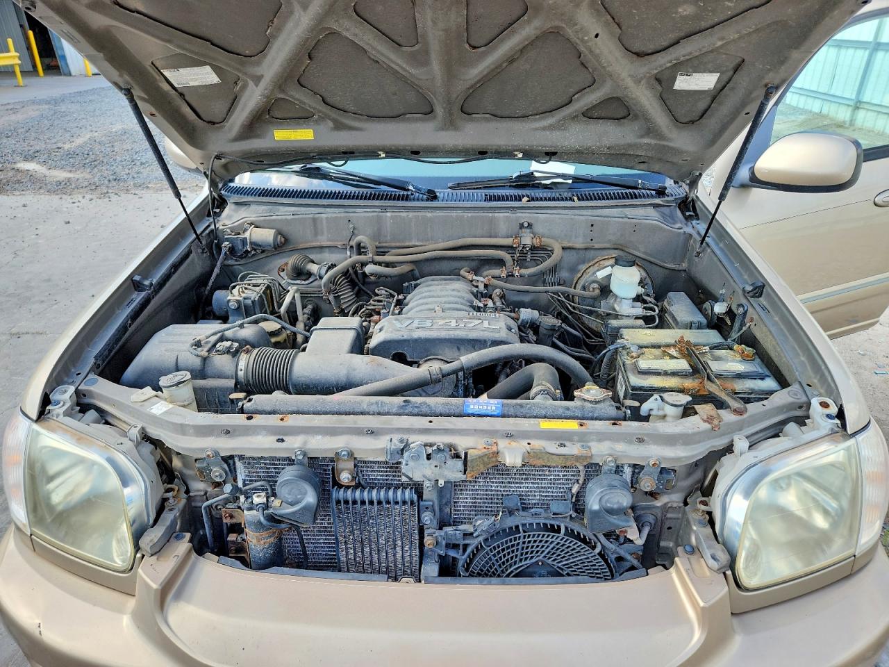 2007 Toyota Sequoia Sr5 Beige vin: 5TDBT44A47S290647