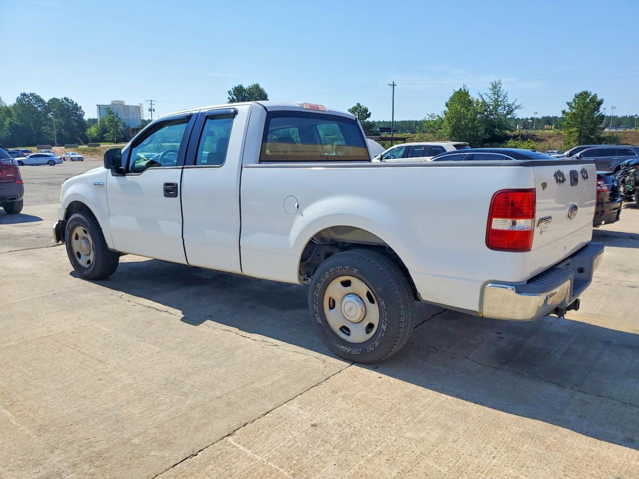 2004 Ford F150 White vin: 1FTRX12W14NA10118