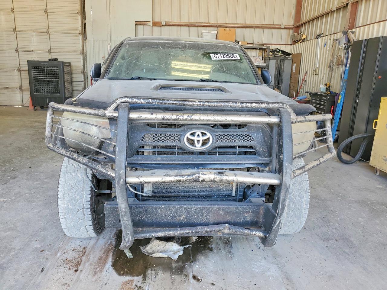 2013 Toyota Tacoma Double Cab Gray vin: 3TMJU4GN9DM147356