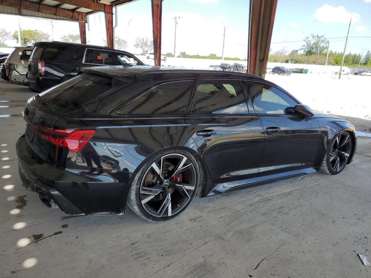 2021 Audi Rs6    Black vin: WUA1CBF25MN904227