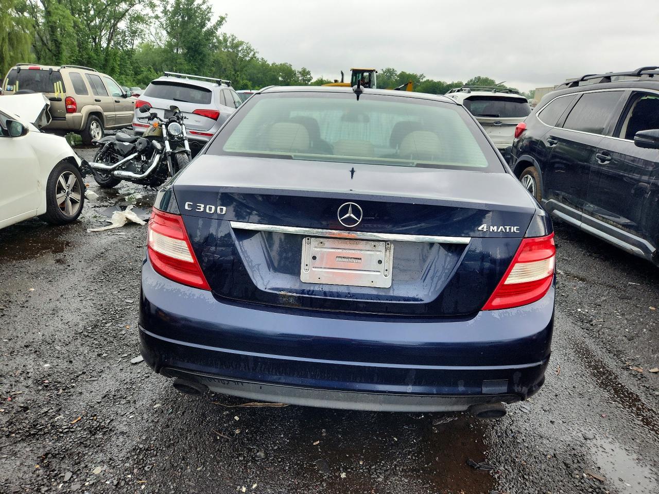 2009 Mercedes-benz C 300 4matic Blue vin: WDDGF81X29R084506