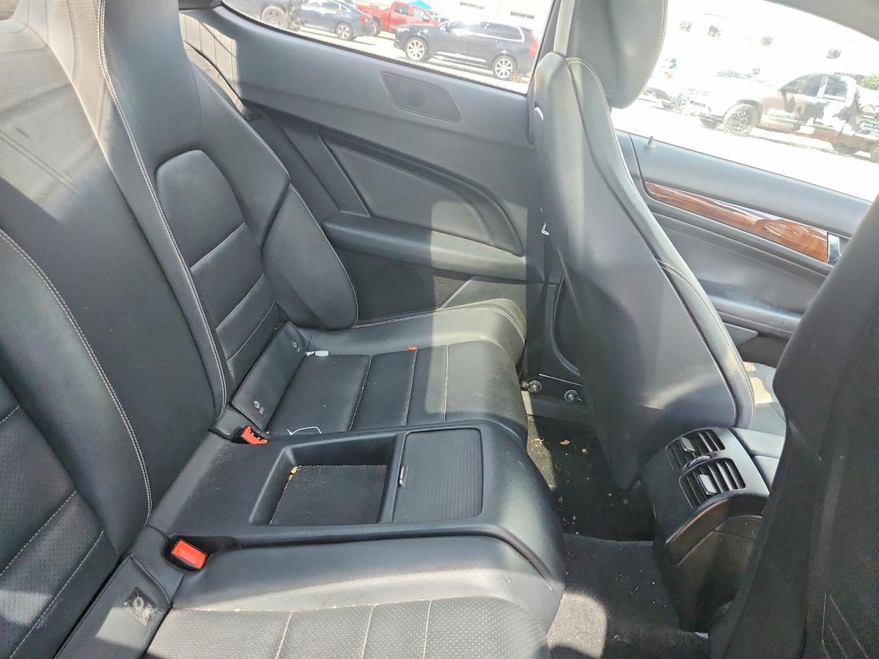 2012 Mercedes-benz C 250 Black vin: WDDGJ4HBXCF749713