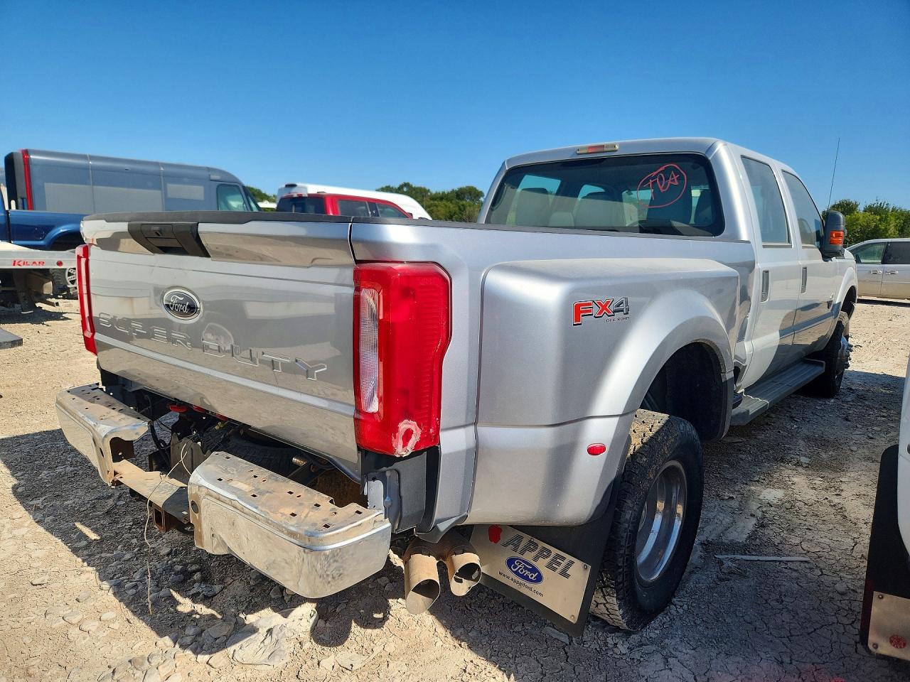 2013 Ford F350 Super Duty Silver vin: 1FT8W3DT3DEA09422