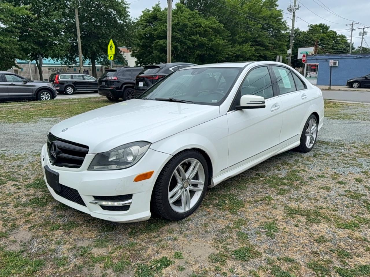 2013 Mercedes-benz C 300 4matic Белый vin: WDDGF8AB6DR274838