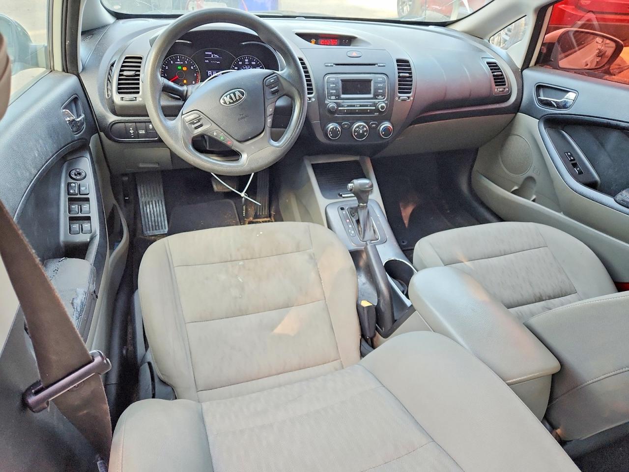 2015 Kia Forte Lx Белый vin: KNAFK4A61F5304509