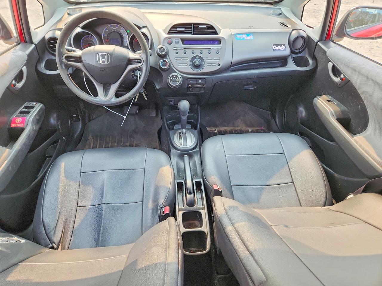 2009 Honda Fit Красный vin: JHMGE88289C000276