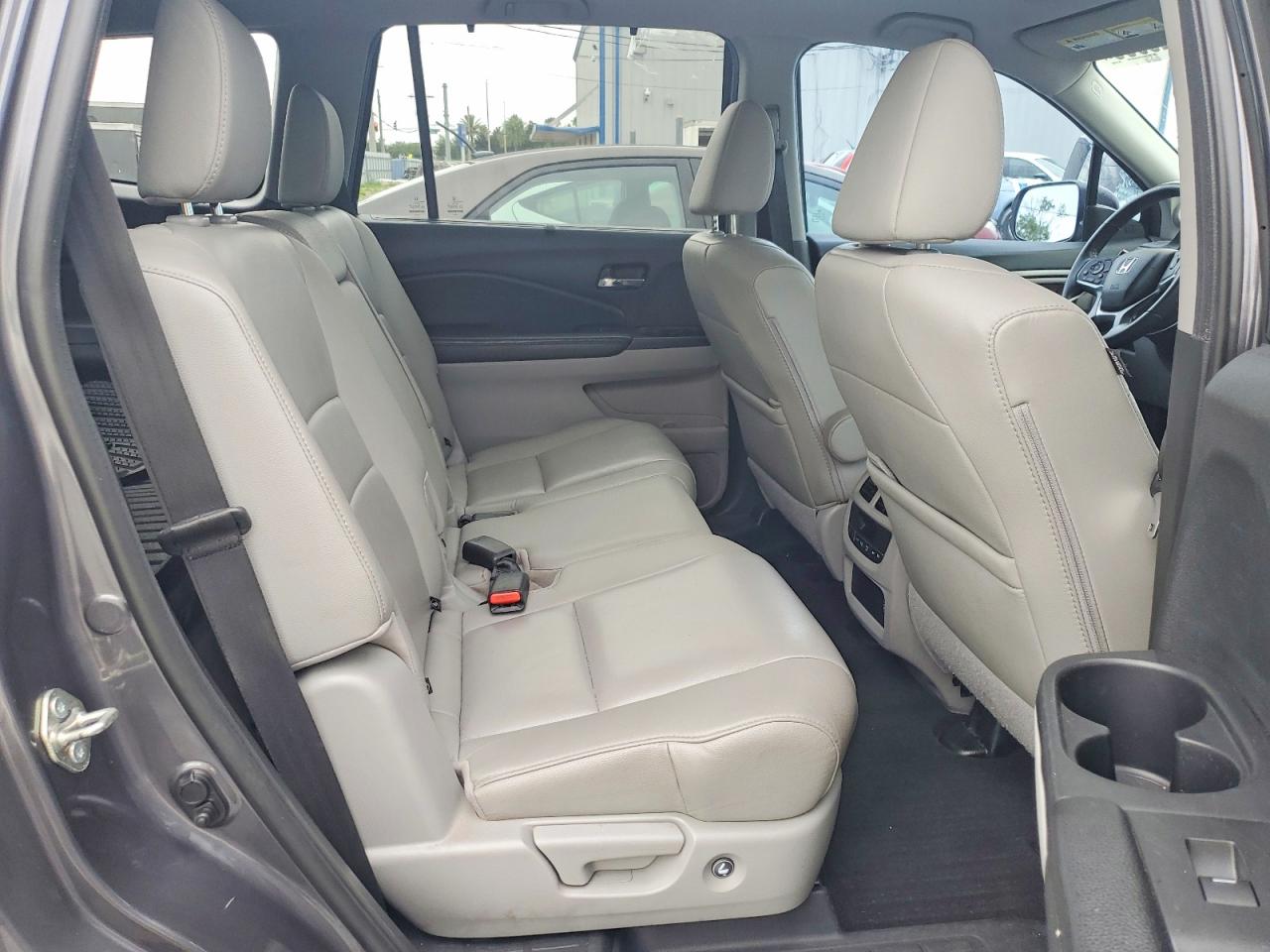 2019 Honda Pilot Exl Gray vin: 5FNYF5H50KB013382