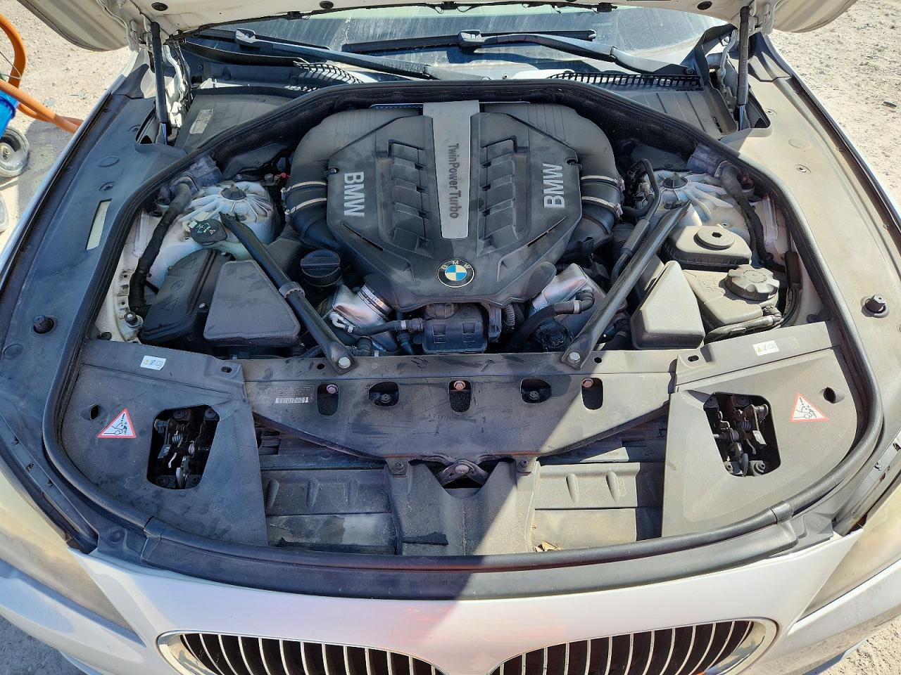2012 Bmw 750 Li White vin: WBAKB8C58CC964497