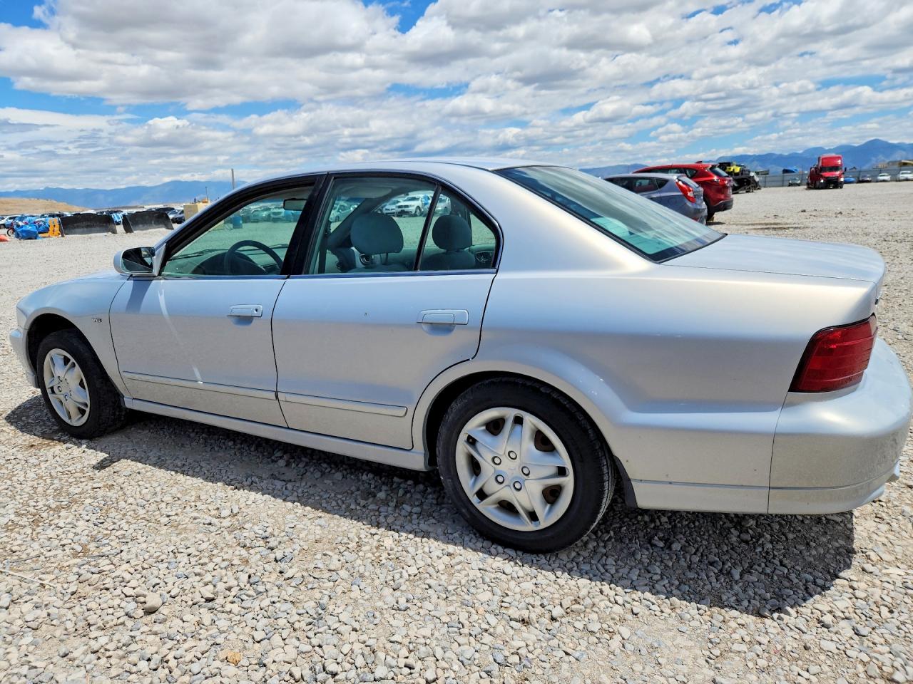 1999 Mitsubishi Galant Es Серебряный vin: 4A3AA46L0XE033732