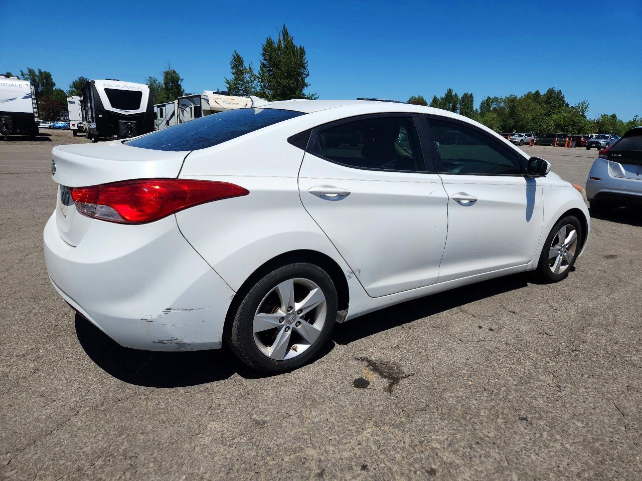 2013 Hyundai Elantra Gls White vin: 5NPDH4AE2DH368961