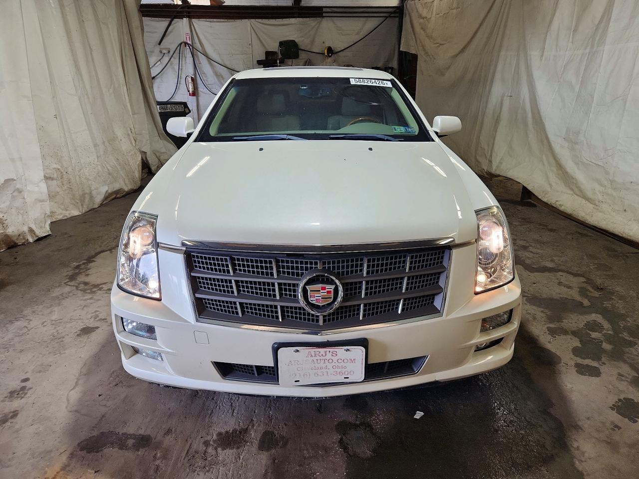 2008 Cadillac Sts White vin: 1G6DZ67A080132375